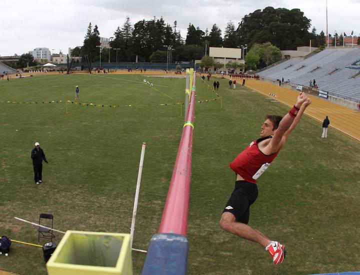 2010 Big Meet-236.JPG - 2010 Cal vs. Stanford Big Meet, April 10, Edwards Stadium, Berkeley, CA.